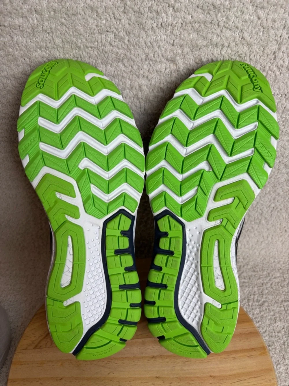 Saucony shoes mens